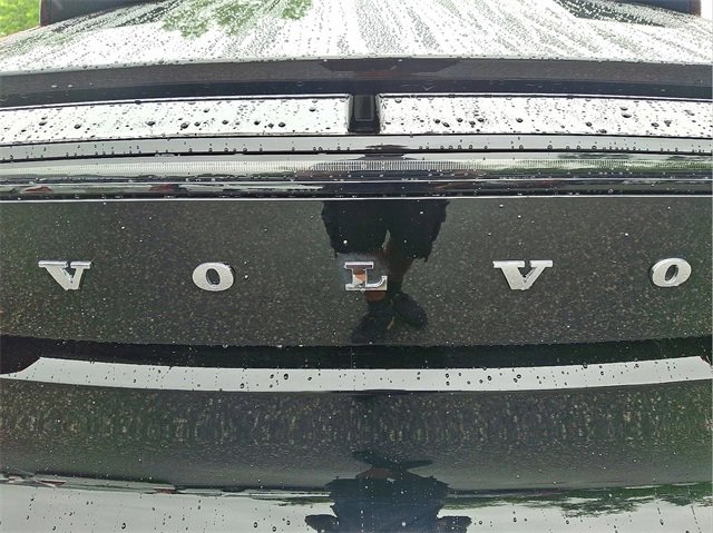 Certified 2022 Volvo C40 P8 Recharge Ultimate image 24