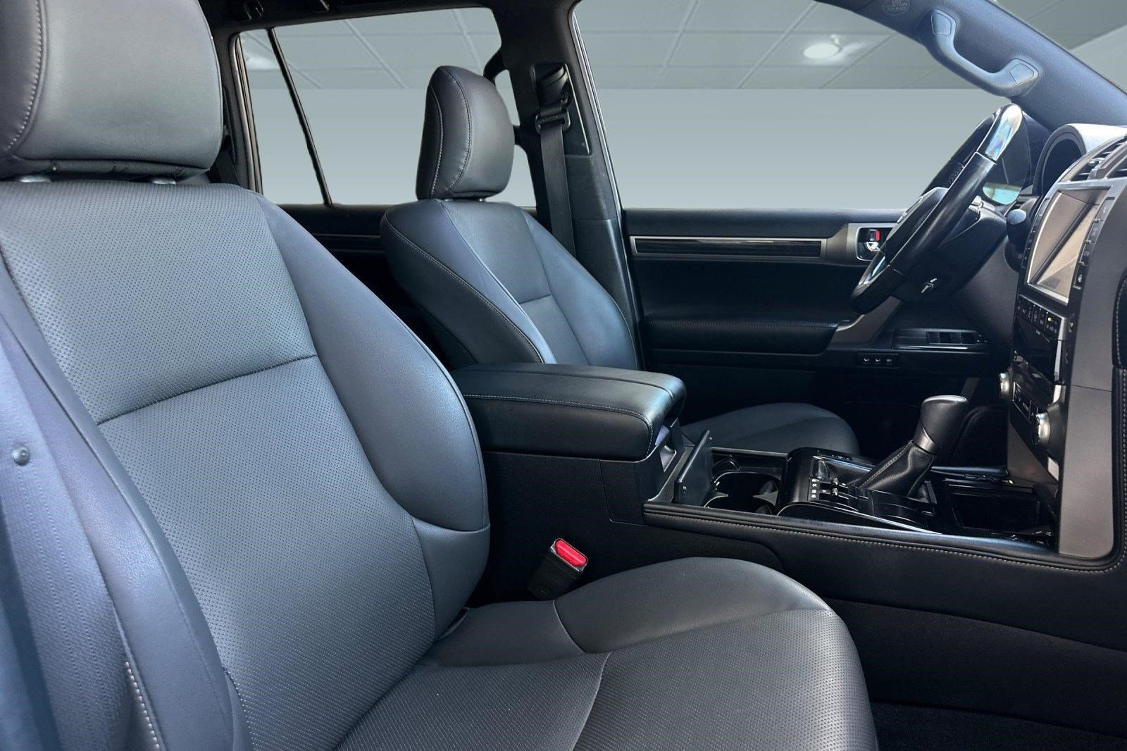 Used 2020 Lexus GX 460 Premium AWD/4WD image 30