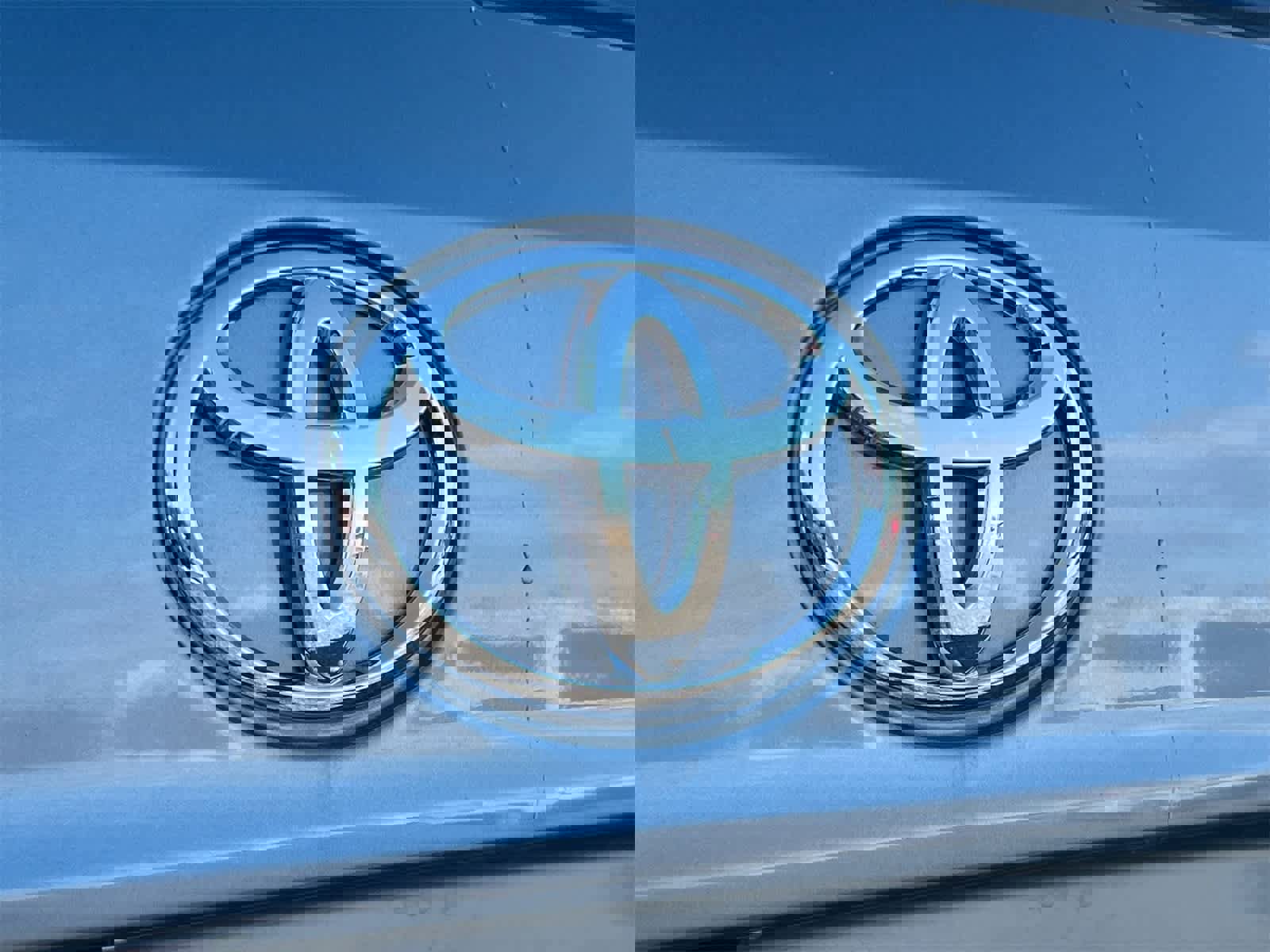 Used 2023 Toyota Highlander XLE image 12