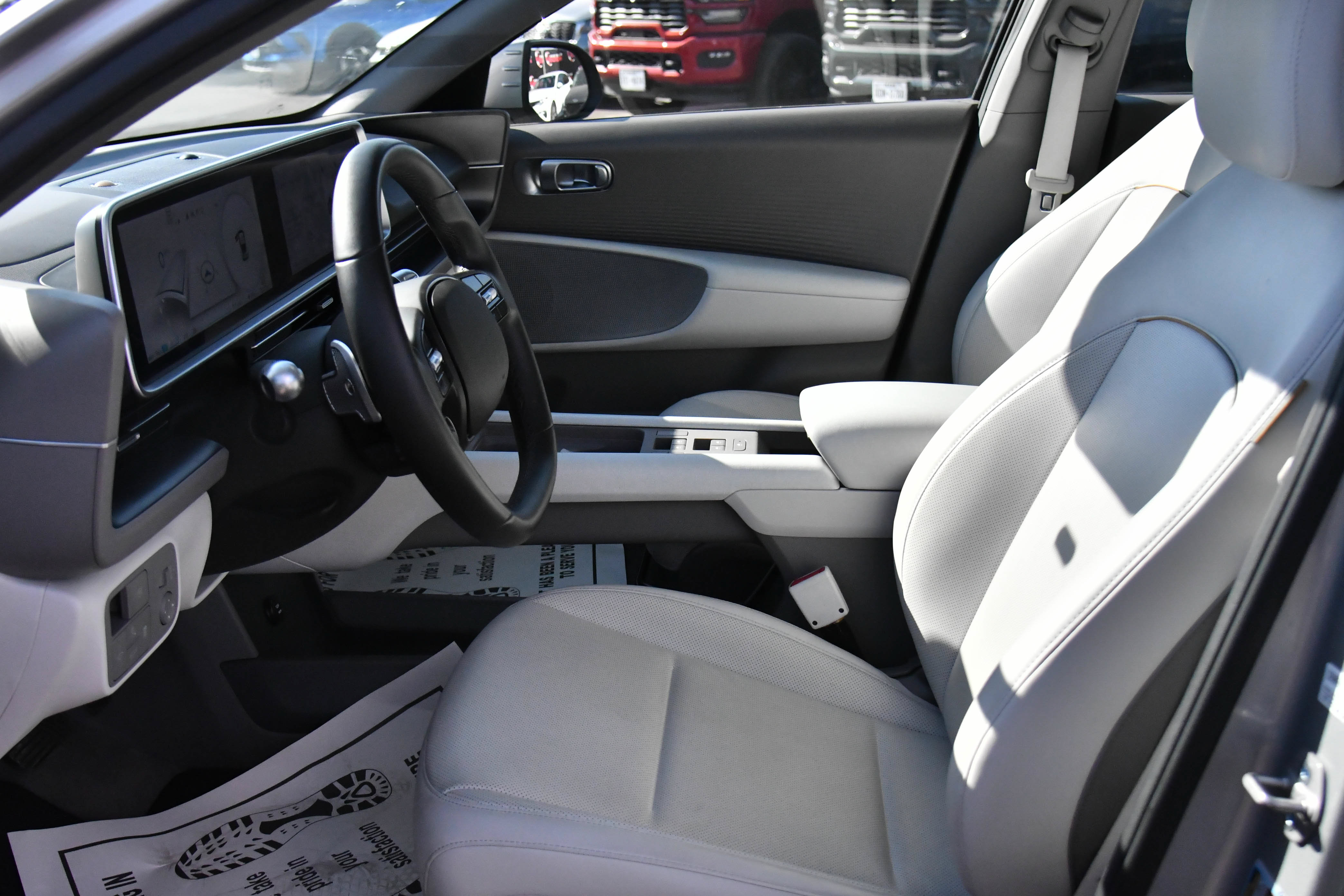 Used 2023 Hyundai Ioniq 6 SEL RWD image 18