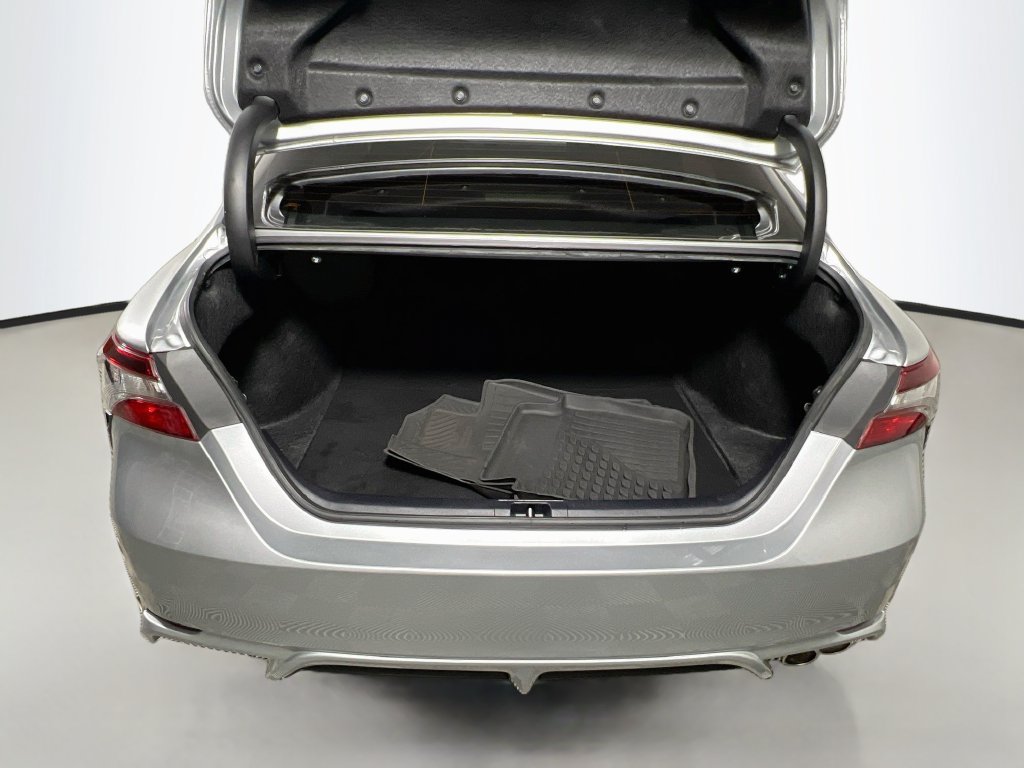Used 2024 Toyota Camry SE FWD image 30