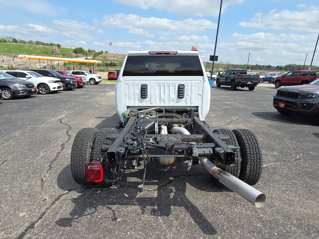 Used 2023 Chevrolet Silverado 3500 LT w/ Convenience Package AWD/4WD image 7