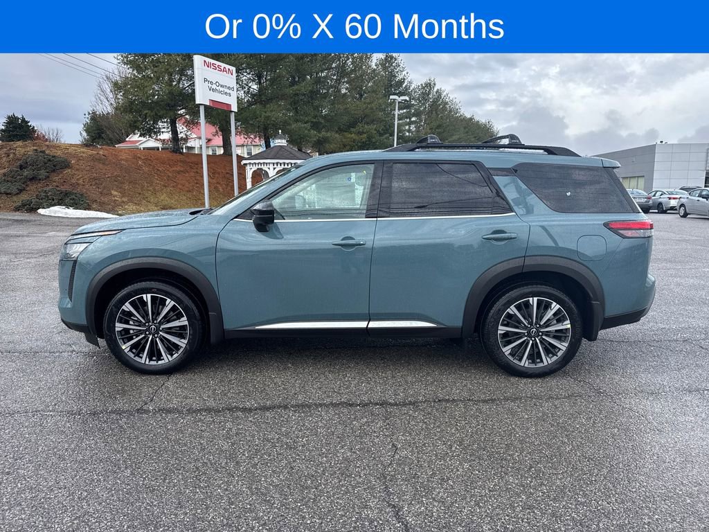 New 2026 Nissan Pathfinder Platinum image 2