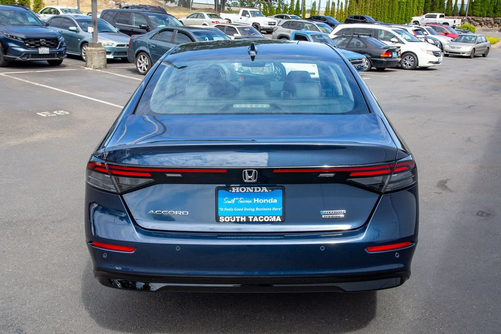 New 2026 Honda Accord Touring image 7