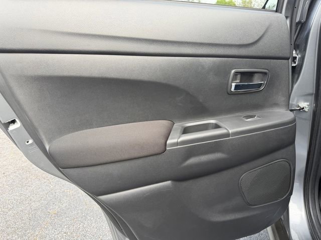 Used 2025 Mitsubishi Outlander Sport ES image 22