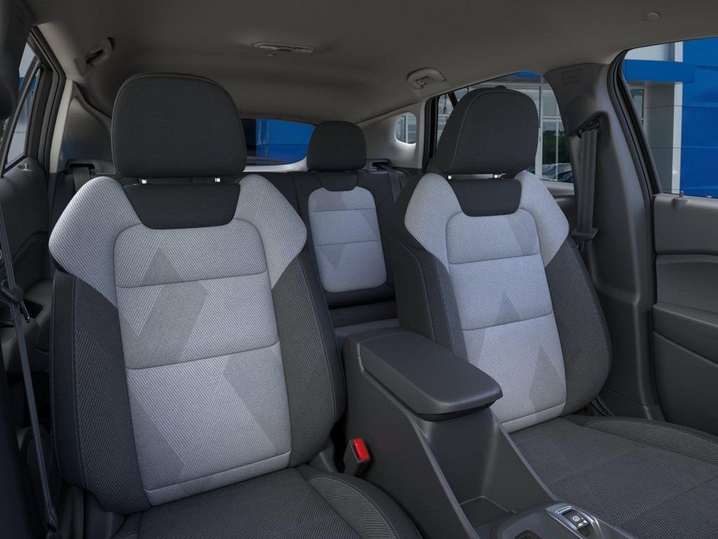 New 2026 Chevrolet Trax LS w/ LS Convenience Package FWD image 16