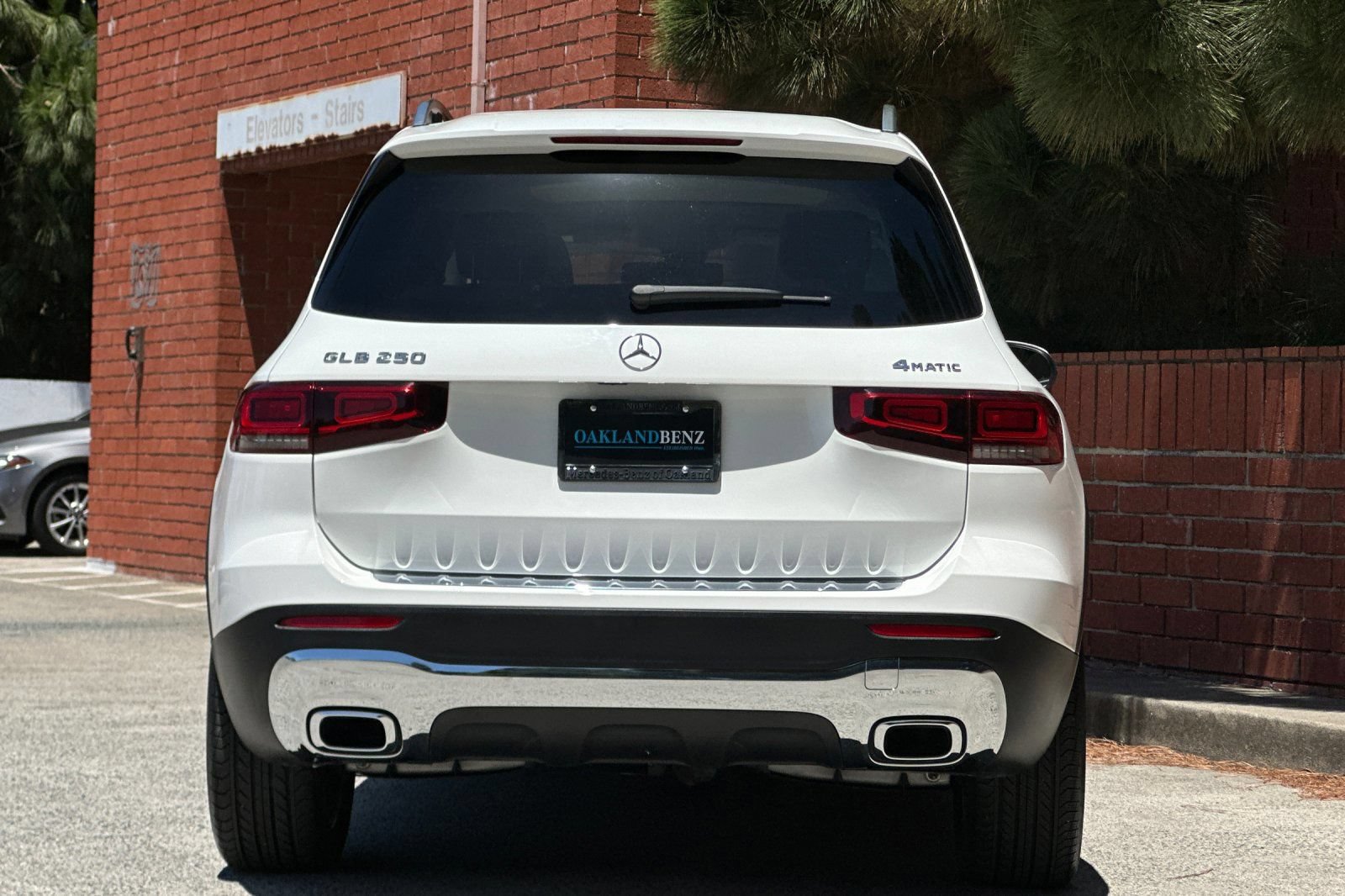 Certified 2023 Mercedes-Benz GLB 250 4MATIC image 6