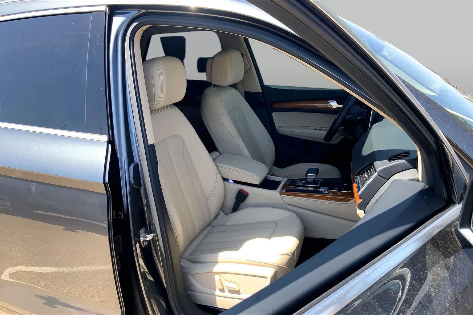 Used 2022 Audi Q5 2.0T Premium Plus AWD/4WD image 8
