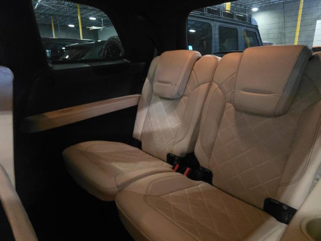 Used 2017 Mercedes-Benz GLS 450 4MATIC image 14