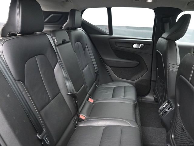 Used 2024 Volvo XC40 B5 Plus w/ Protection Package Premier image 31