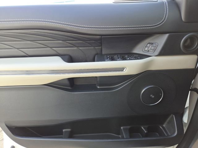 Used 2020 Ford Expedition Max Platinum image 36