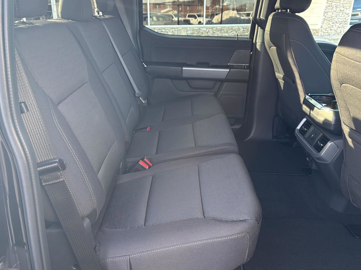 New 2026 Ford F150 XLT w/ XLT Black Appearance Package image 9