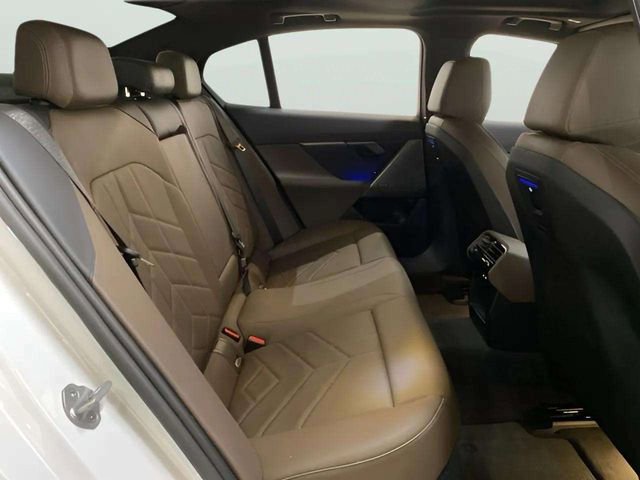 Used 2025 BMW 530i w/ Premium Package RWD image 50
