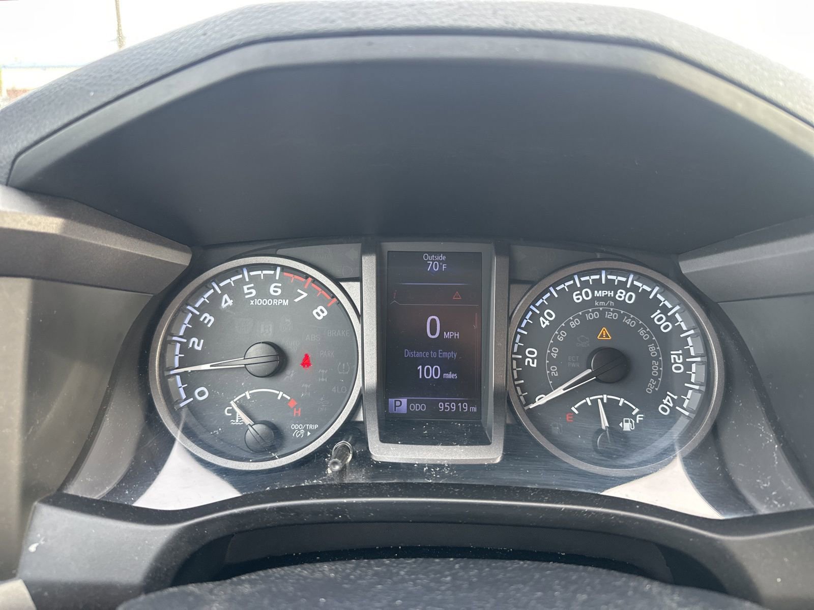 Used 2018 Toyota Tacoma TRD Sport w/ Technology Package image 8