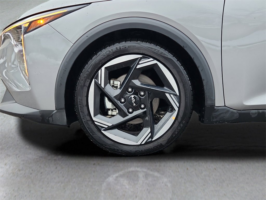 Used 2025 Kia K4 EX image 10