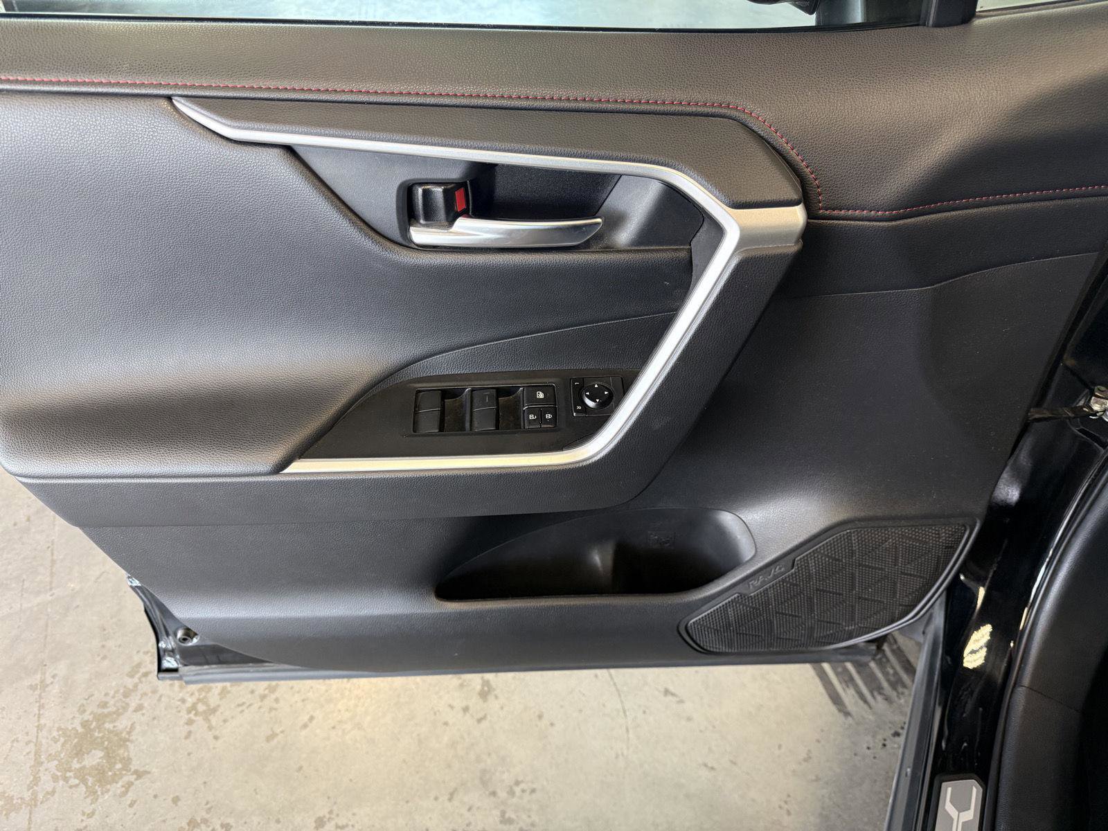 Used 2020 Toyota RAV4 TRD Off-Road w/ TRD Off-Road Weather Package image 17