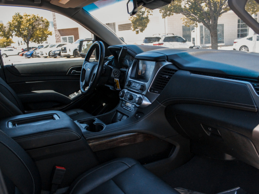 Used 2019 Chevrolet Tahoe LT AWD/4WD image 32