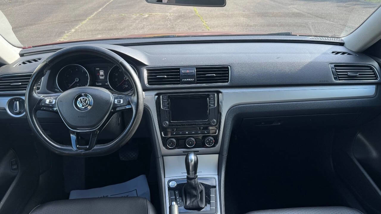Used 2019 Volkswagen Passat 2.0T Wolfsburg FWD image 13