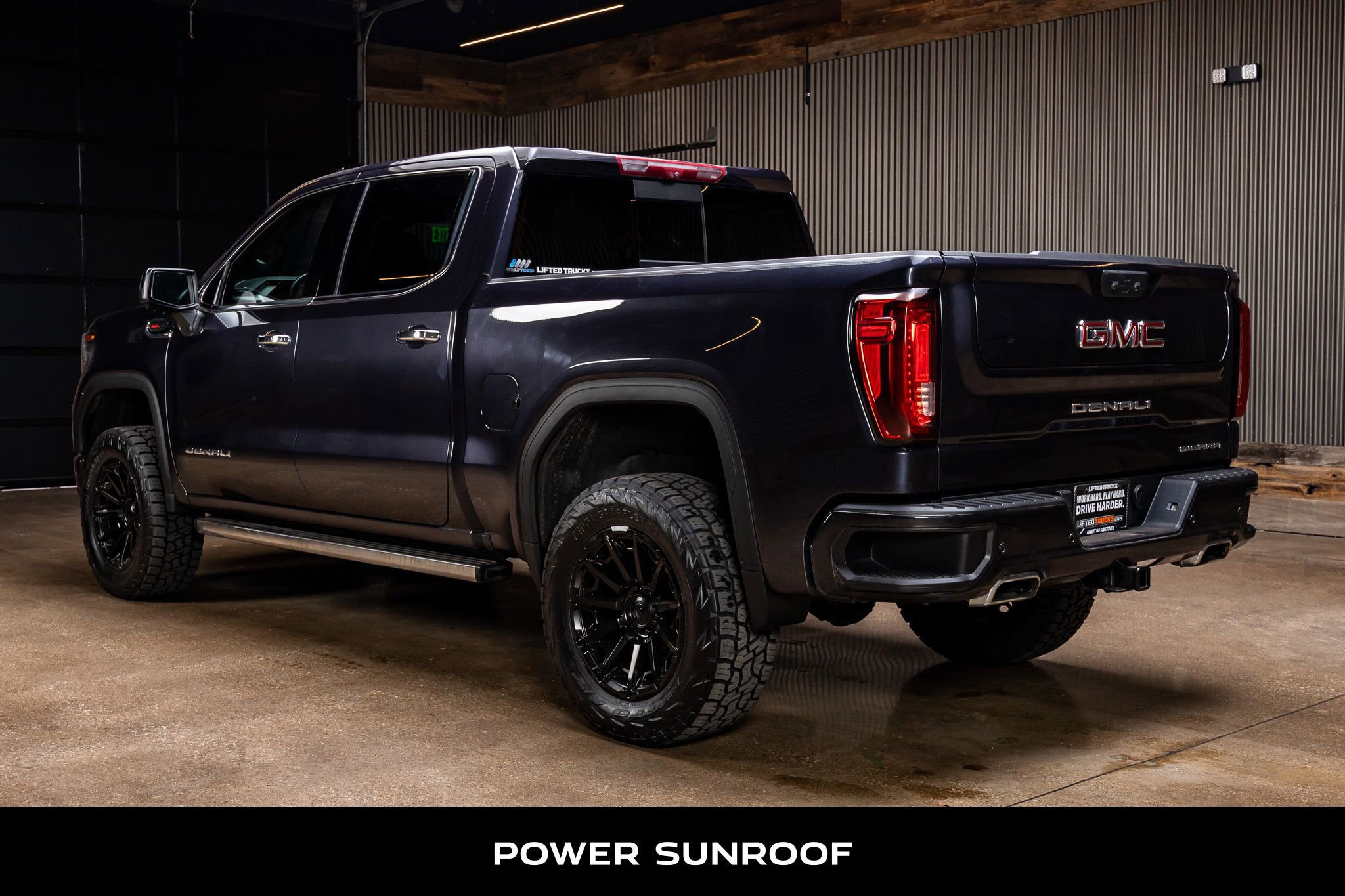 Used 2024 GMC Sierra 1500 Denali w/ Denali Reserve Package AWD/4WD image 7