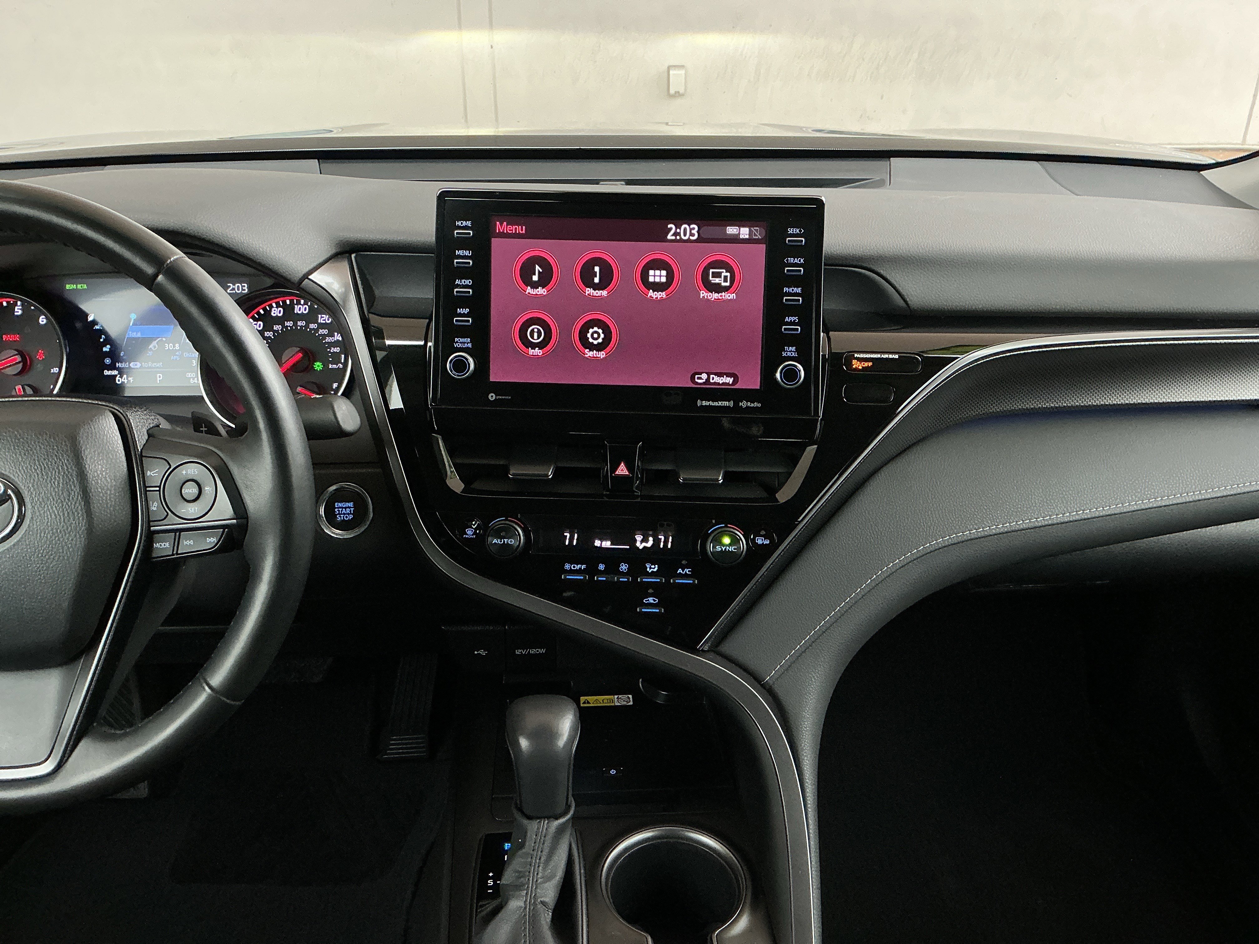 Used 2023 Toyota Camry XSE image 9