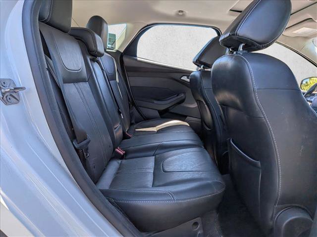Used 2014 Ford Focus Titanium FWD image 19