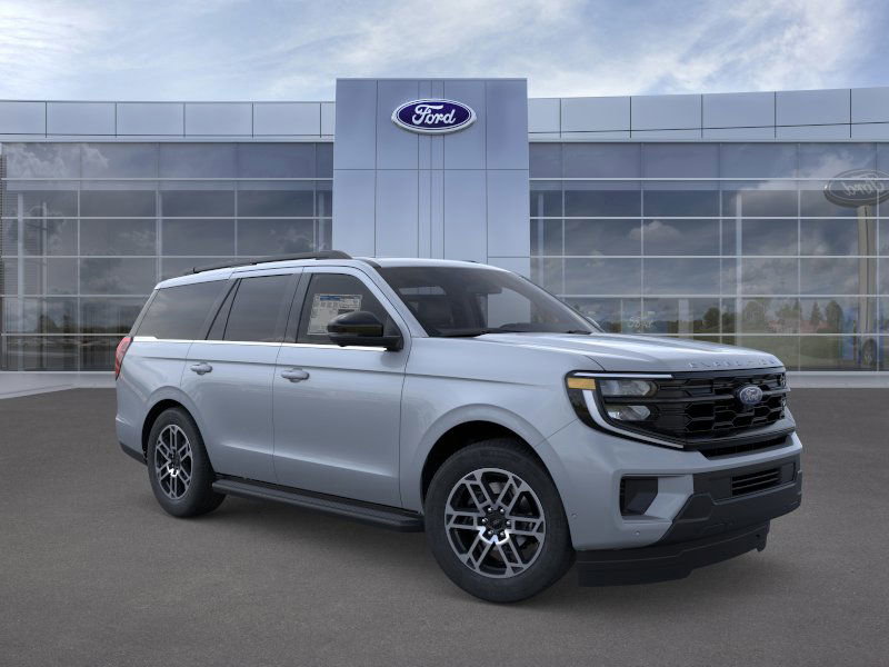New 2025 Ford Expedition Active image 7