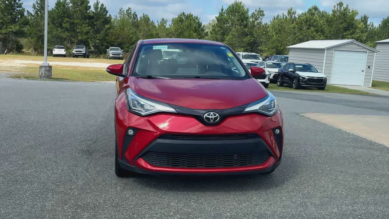 Used 2022 Toyota C-HR Limited FWD image 3