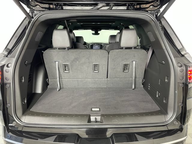 Certified 2023 Chevrolet Traverse Premier FWD image 21