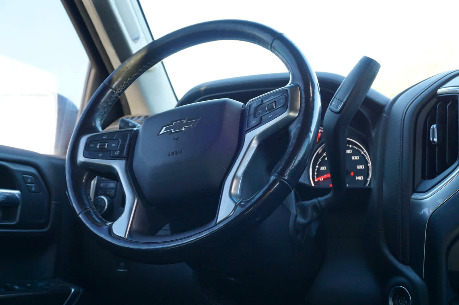 Used 2019 Chevrolet Silverado 1500 LT Trail Boss AWD/4WD image 14