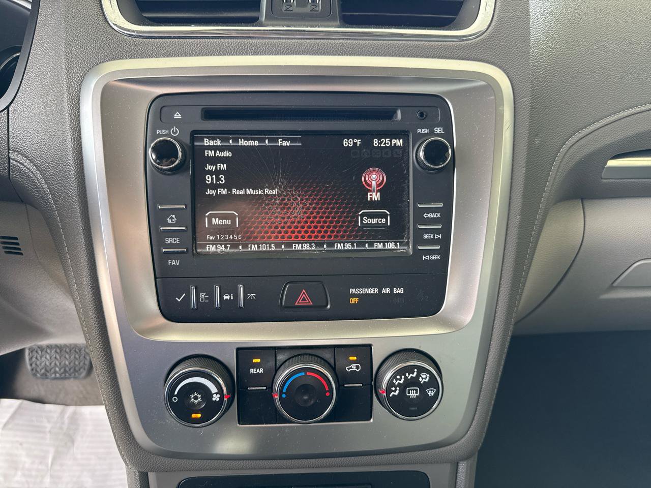 Used 2014 GMC Acadia SLE FWD image 8