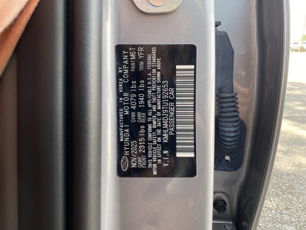 Used 2026 Hyundai Elantra SEL FWD image 34