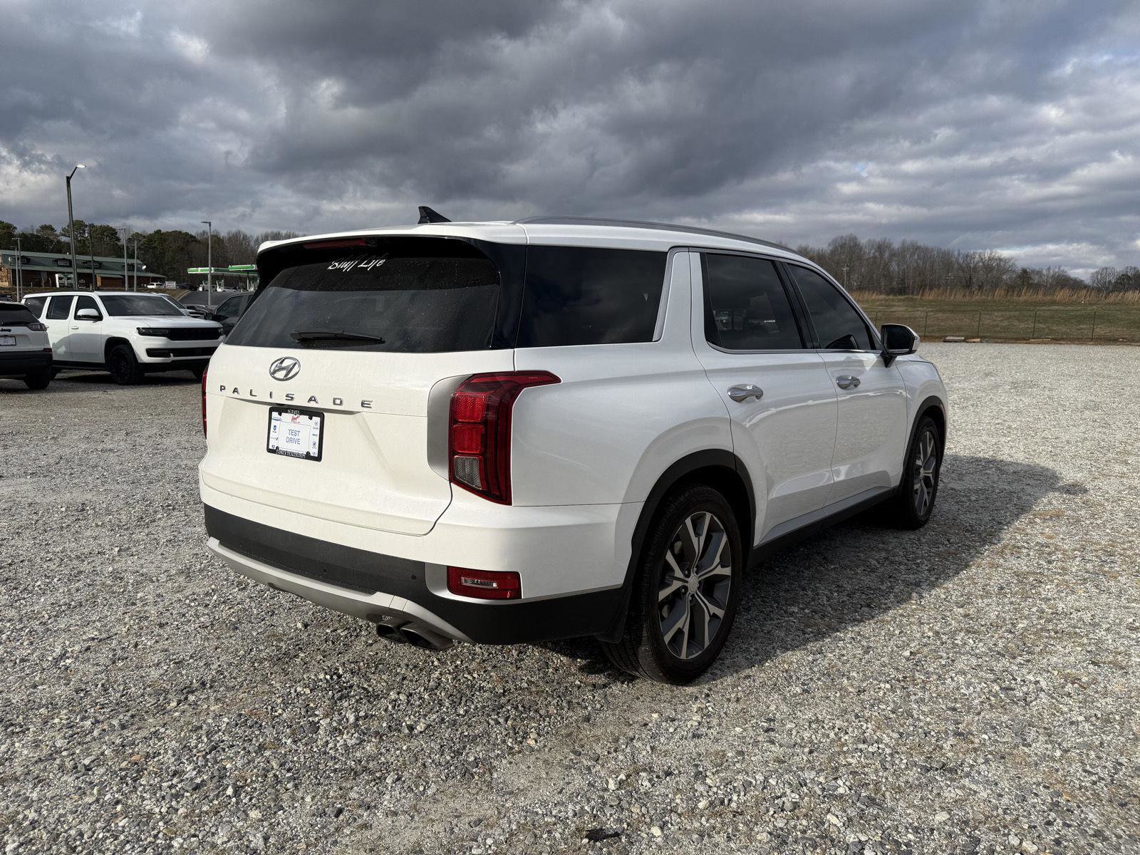 Used 2022 Hyundai Palisade SEL w/ Premium Package image 5