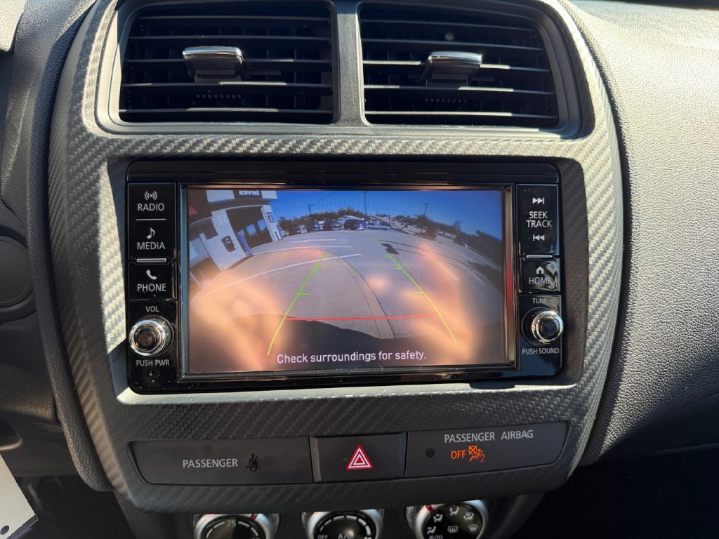 Used 2024 Mitsubishi Outlander Sport ES AWD/4WD image 18