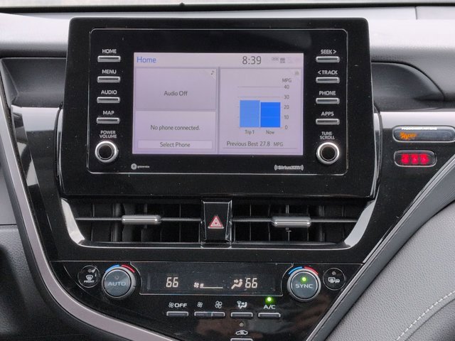 Used 2023 Toyota Camry SE image 18