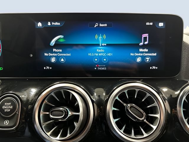 Used 2022 Mercedes-Benz GLA 250 4MATIC image 19