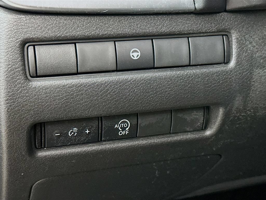 Certified 2023 Nissan Rogue SV AWD/4WD image 16