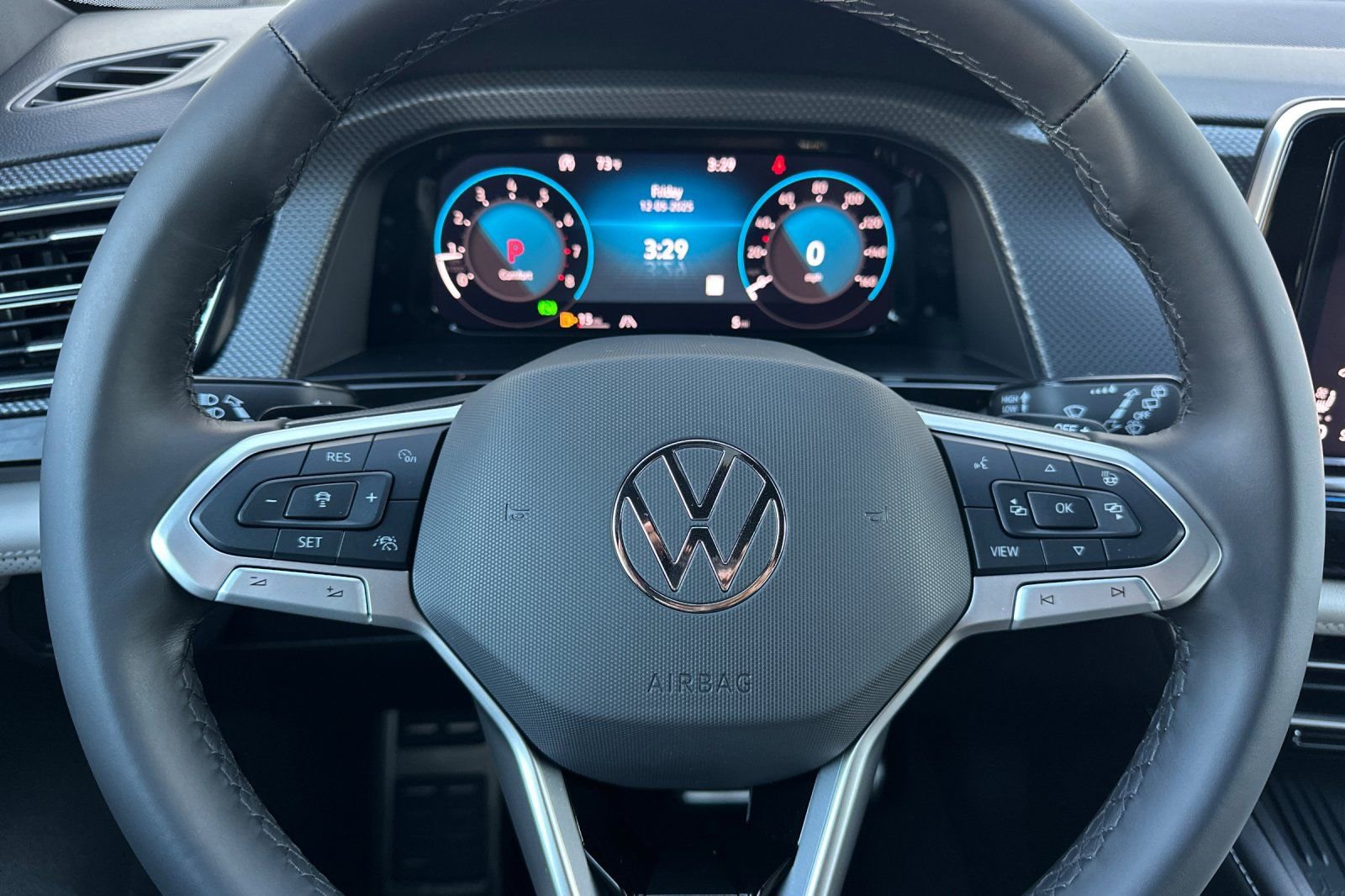 New 2026 Volkswagen Atlas Cross Sport SEL Premium R-Line image 22