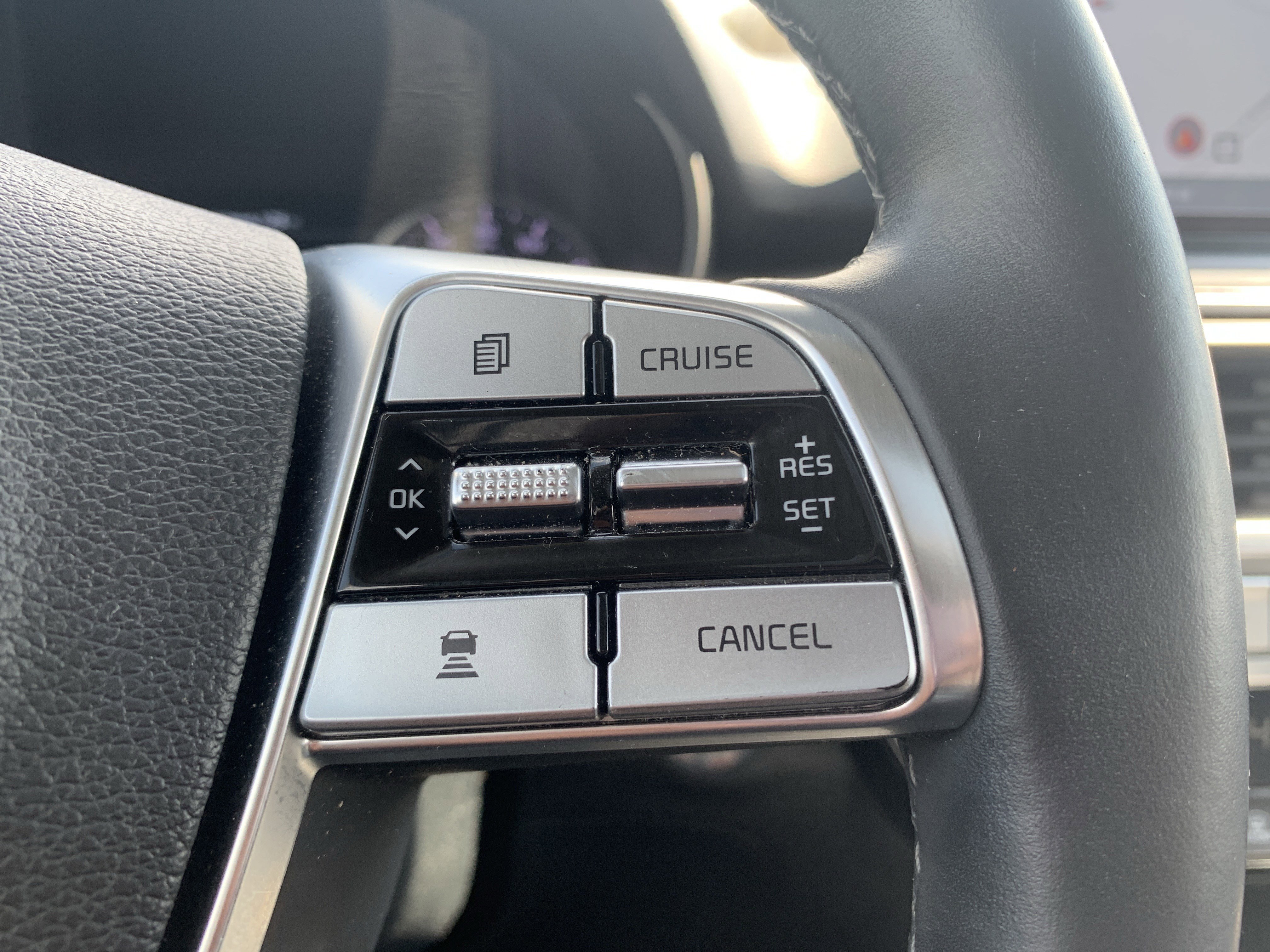 Used 2021 Kia Telluride SX w/ SX Prestige Package image 20