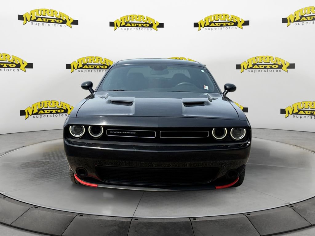 Used 2017 Dodge Challenger SXT RWD image 8