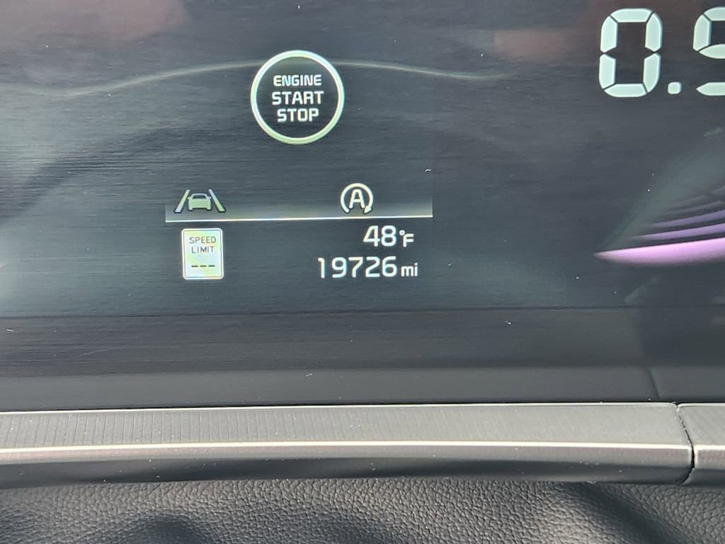 Certified 2024 Kia Telluride S w/ S Sunroof Package image 29