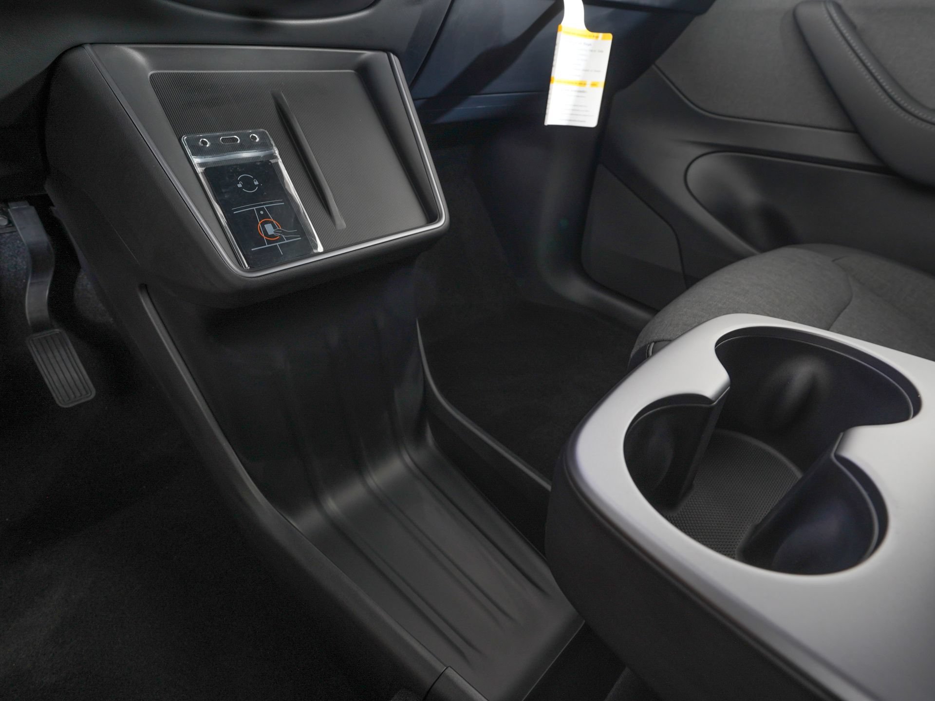 Used 2026 Tesla Model Y 2WD image 19