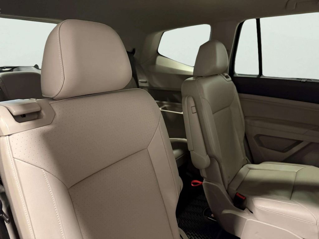Used 2021 Volkswagen Atlas SE image 26