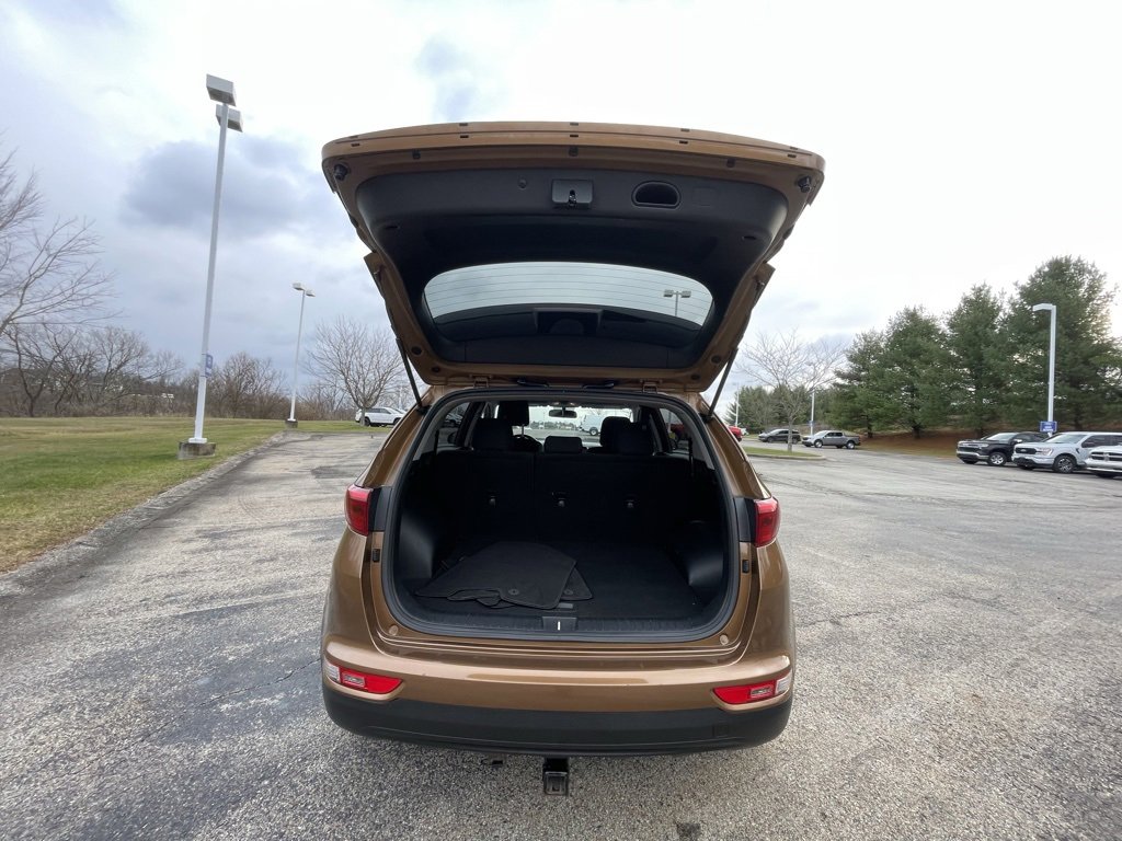 Used 2018 Kia Sportage LX image 16