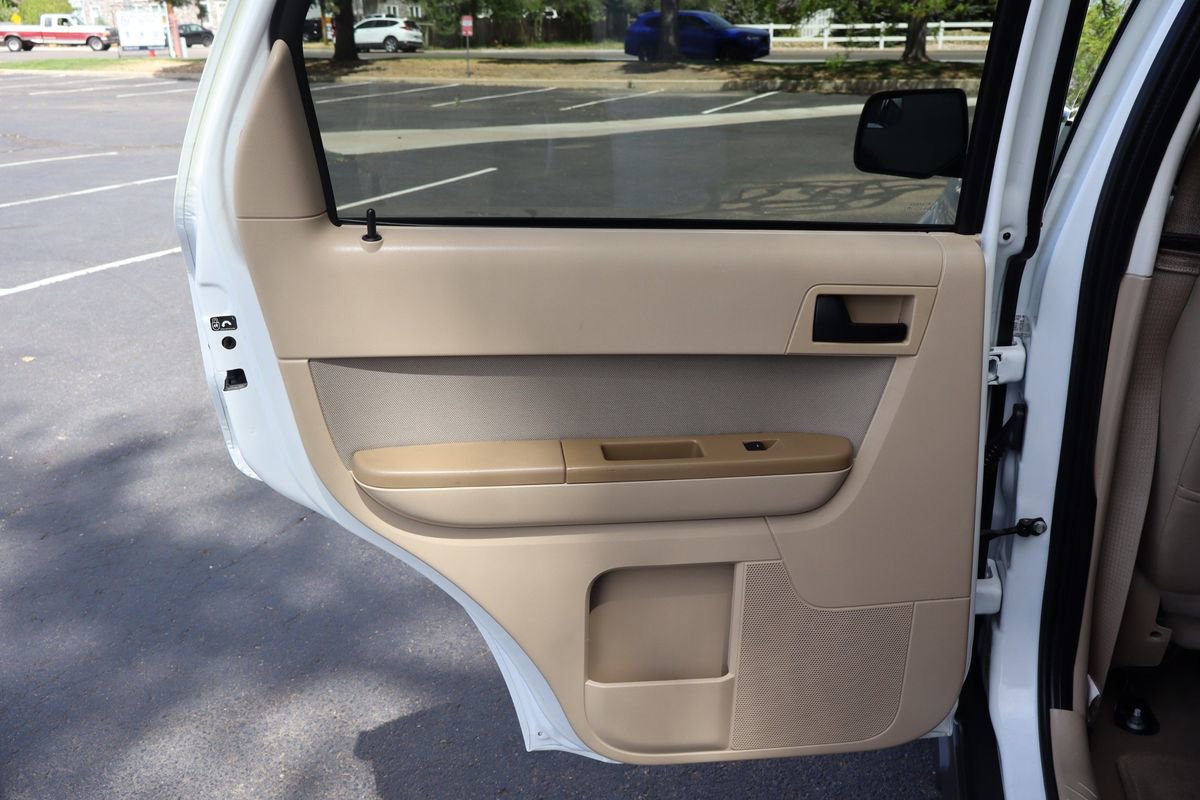 Used 2012 Ford Escape XLT AWD/4WD image 23