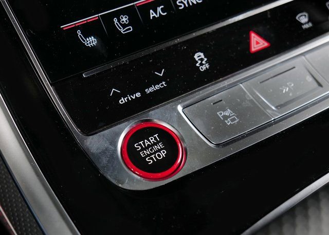 New 2026 Audi SQ8 Prestige image 22