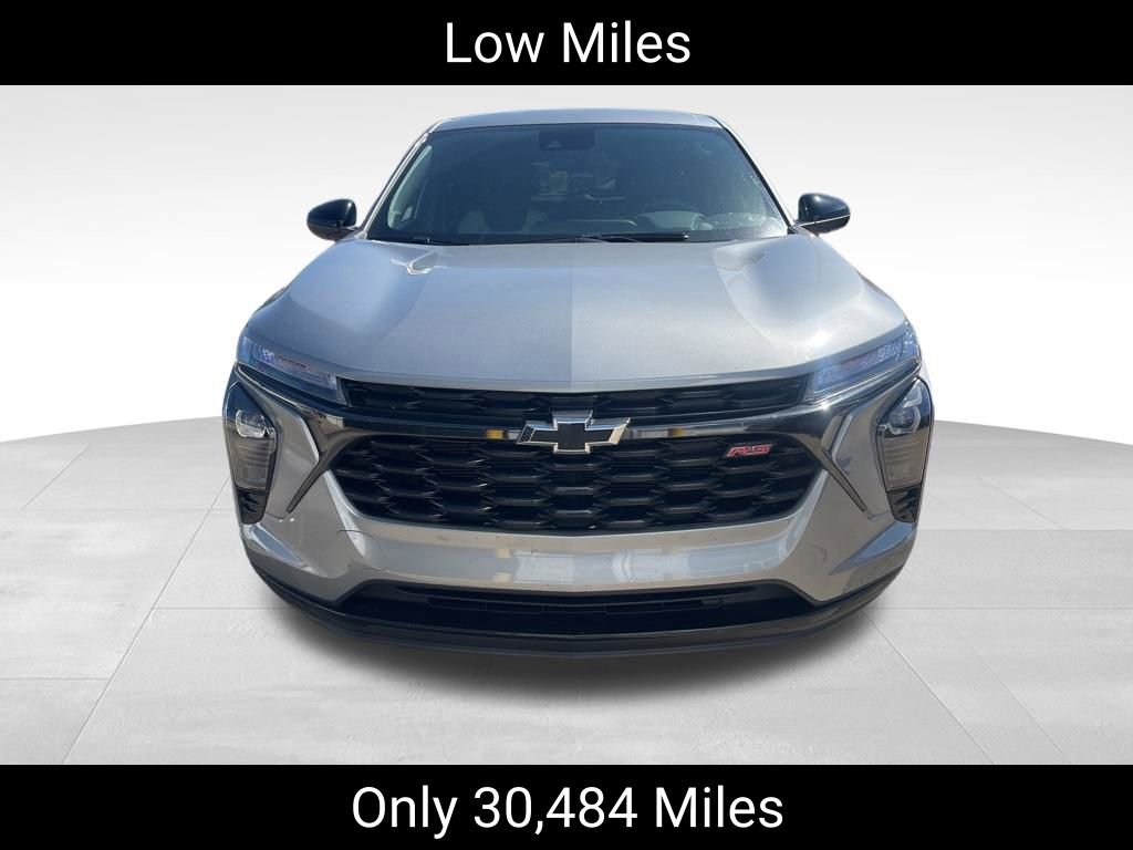 Used 2024 Chevrolet Trax RS FWD video 2