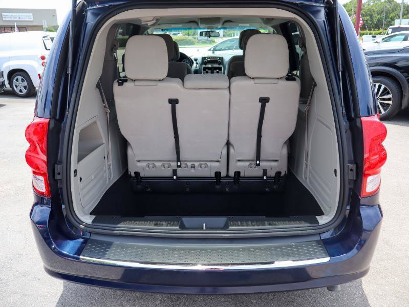 Used 2012 Dodge Grand Caravan SE FWD image 3