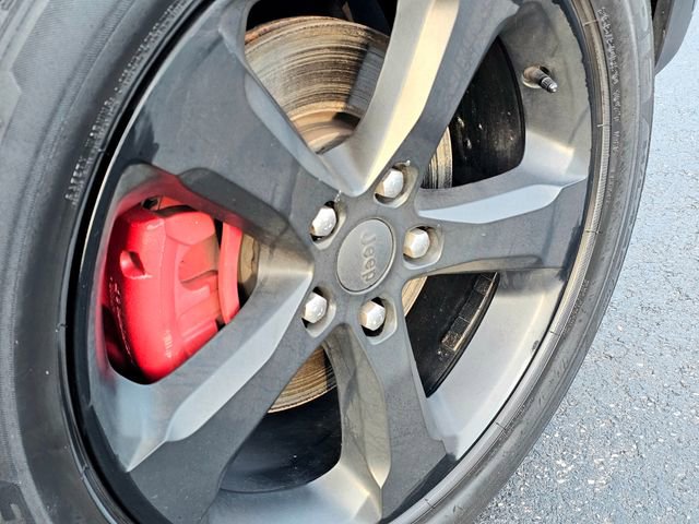 Used 2023 Jeep Grand Cherokee L Limited w/ Luxury Tech Group II image 7