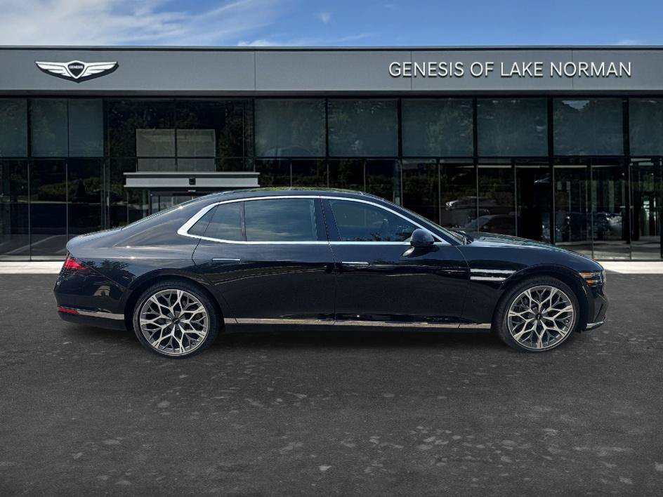 Used 2025 Genesis G90 3.5T AWD/4WD image 4