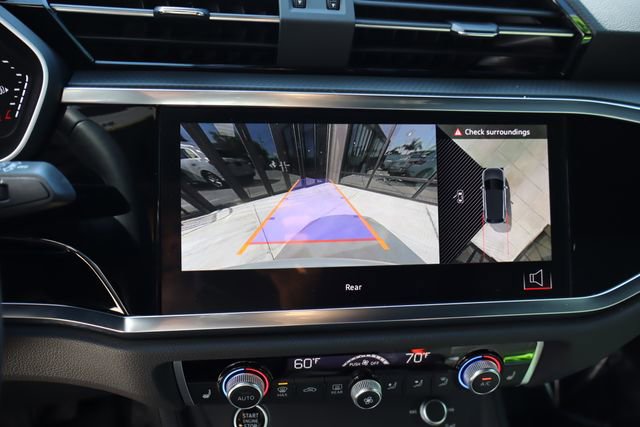 Used 2024 Audi Q3 2.0T Premium Plus image 40